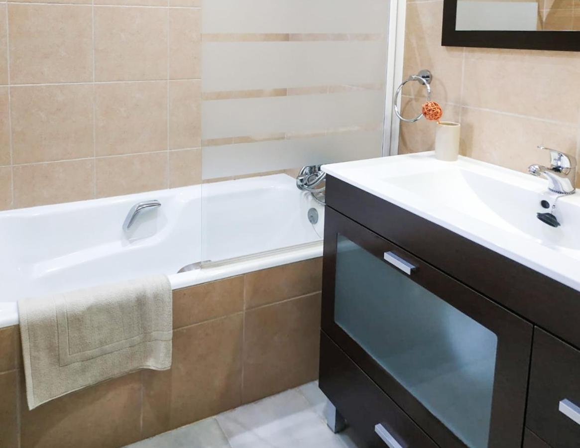Homelystay-Benalmadena, Puerto Marina Zewnętrze zdjęcie